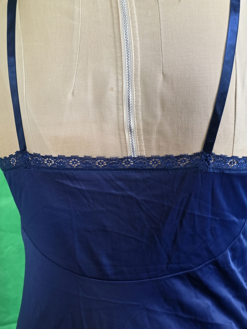 Vintage Vanity Fair  Nylon Antron III Slip Dress 34L Blue Lace Trim Romantic - Picture 8 of 14